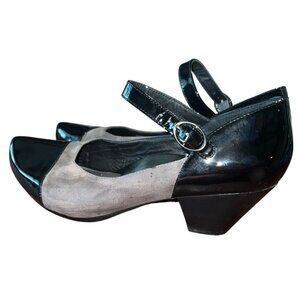 Dansko Womens Size 40 Mary Jane Heels